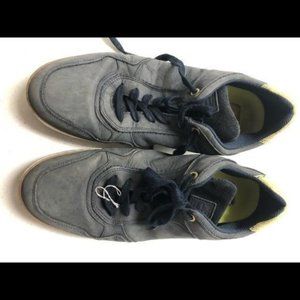 Bull Boxer Size 10 Men’s Suede Casual Shoes